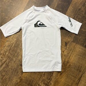 Quiksilver Men’s White Short Sleeve Rash Guard with Black Logo